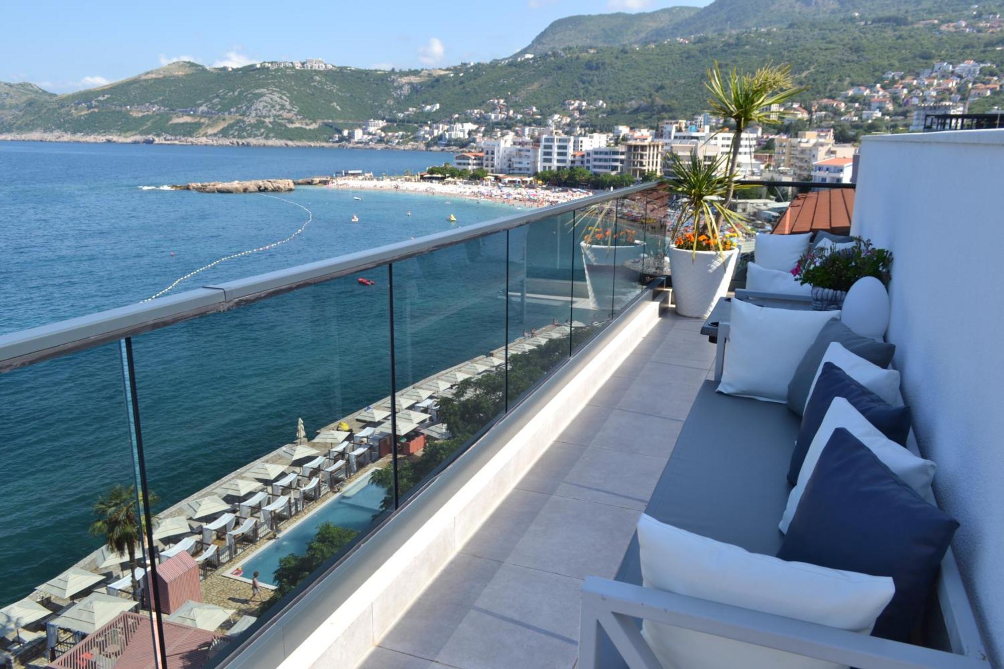 Apartments Merlin Dobra Voda Luaran gambar
